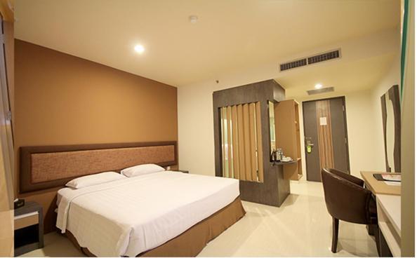 Hotel Olive Tangerang Exterior photo