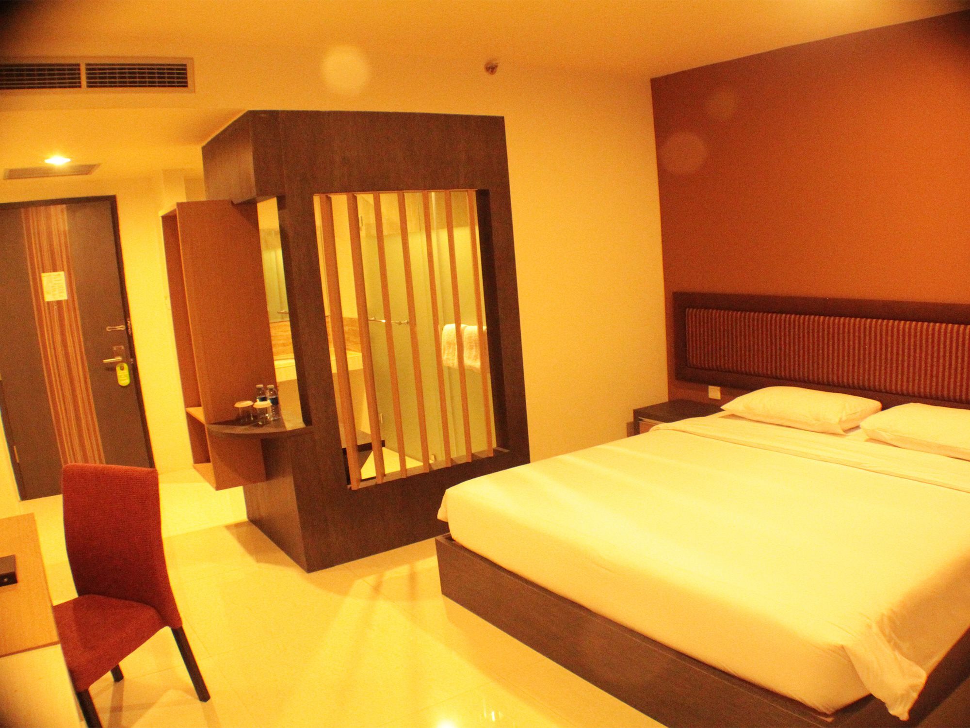 Hotel Olive Tangerang Exterior photo