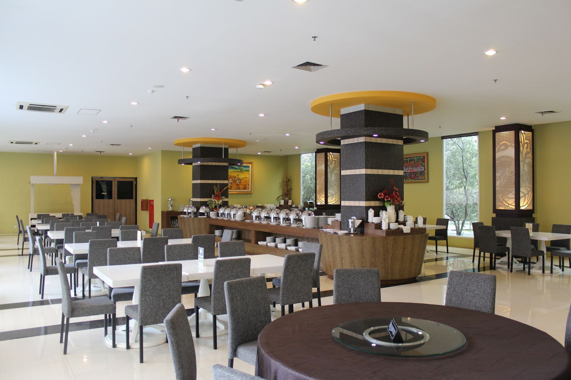 Hotel Olive Tangerang Exterior photo